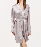 Áo choàng tắm khách sạn vải lụa silk bóng, tiêu chuẩn 5 sao